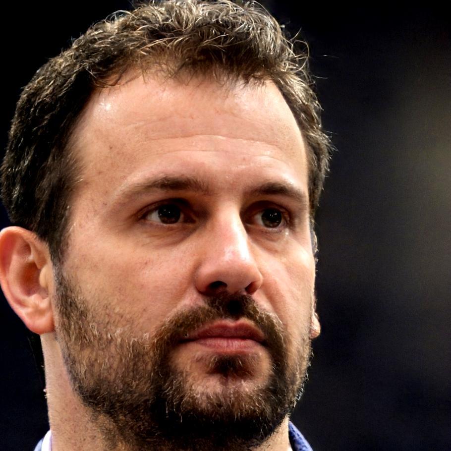 Димитрис Костас - выпускник программы финансового анализа